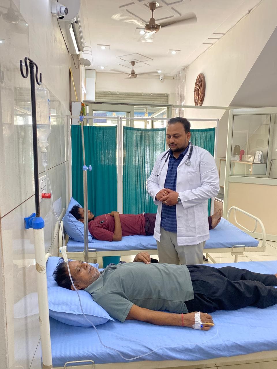 In-clinic patient observation area with beds